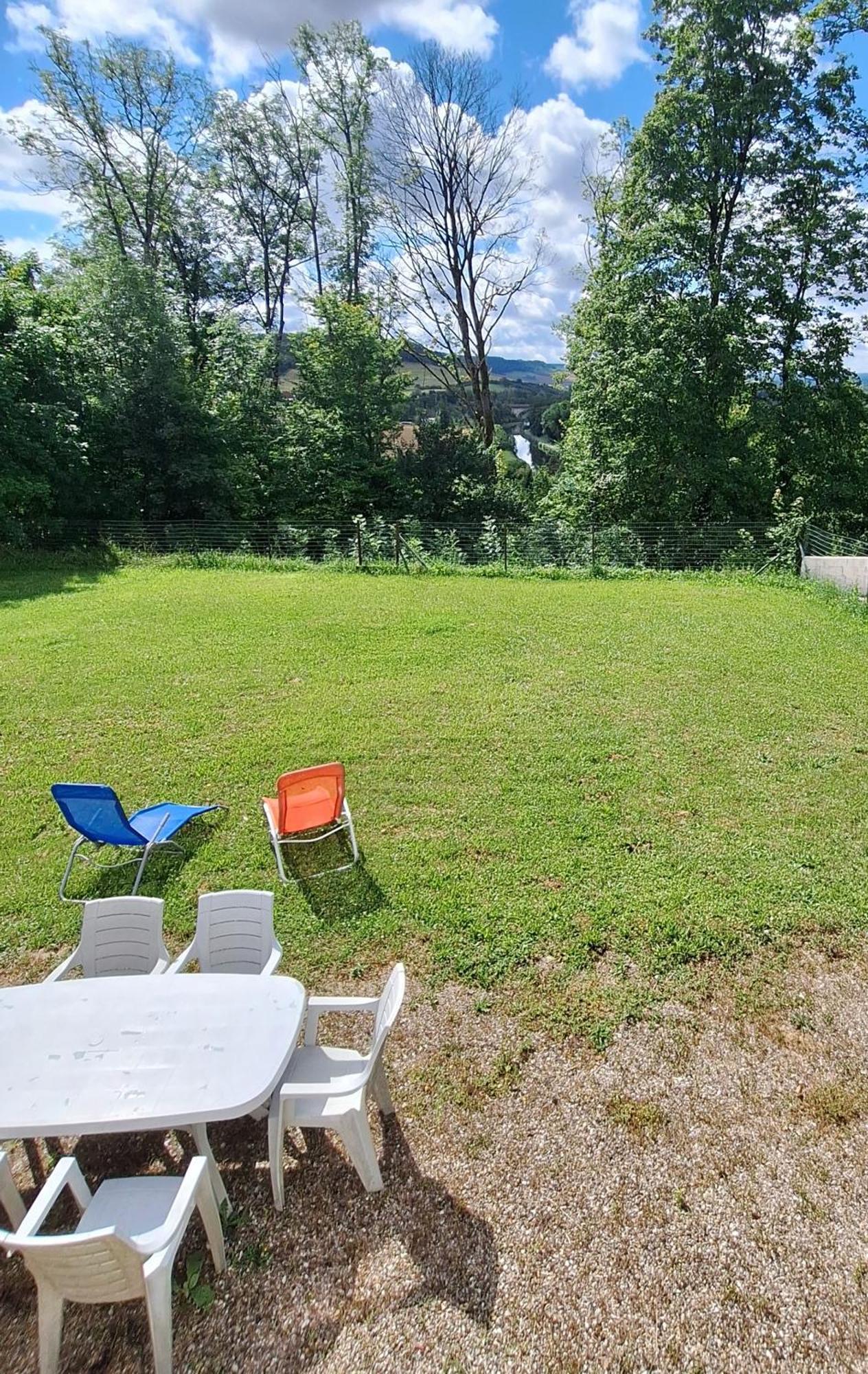Agreable Maison Avec Jardin A Joinville Εξωτερικό φωτογραφία