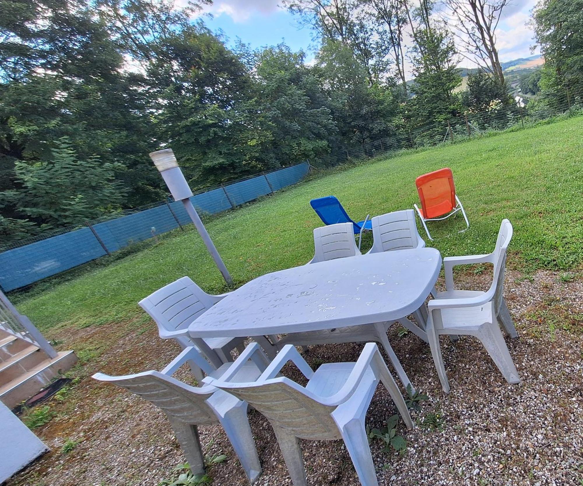 Agreable Maison Avec Jardin A Joinville Εξωτερικό φωτογραφία